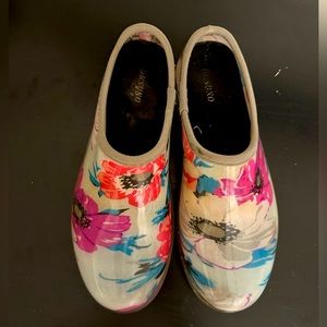 DKSUKO Women's Waterproof Garden Shoe Lightweight Rain Footwear with Comfort...